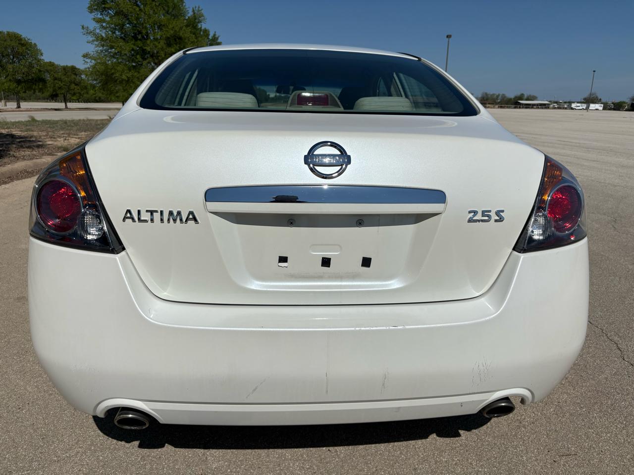 Nissan Altima  2009