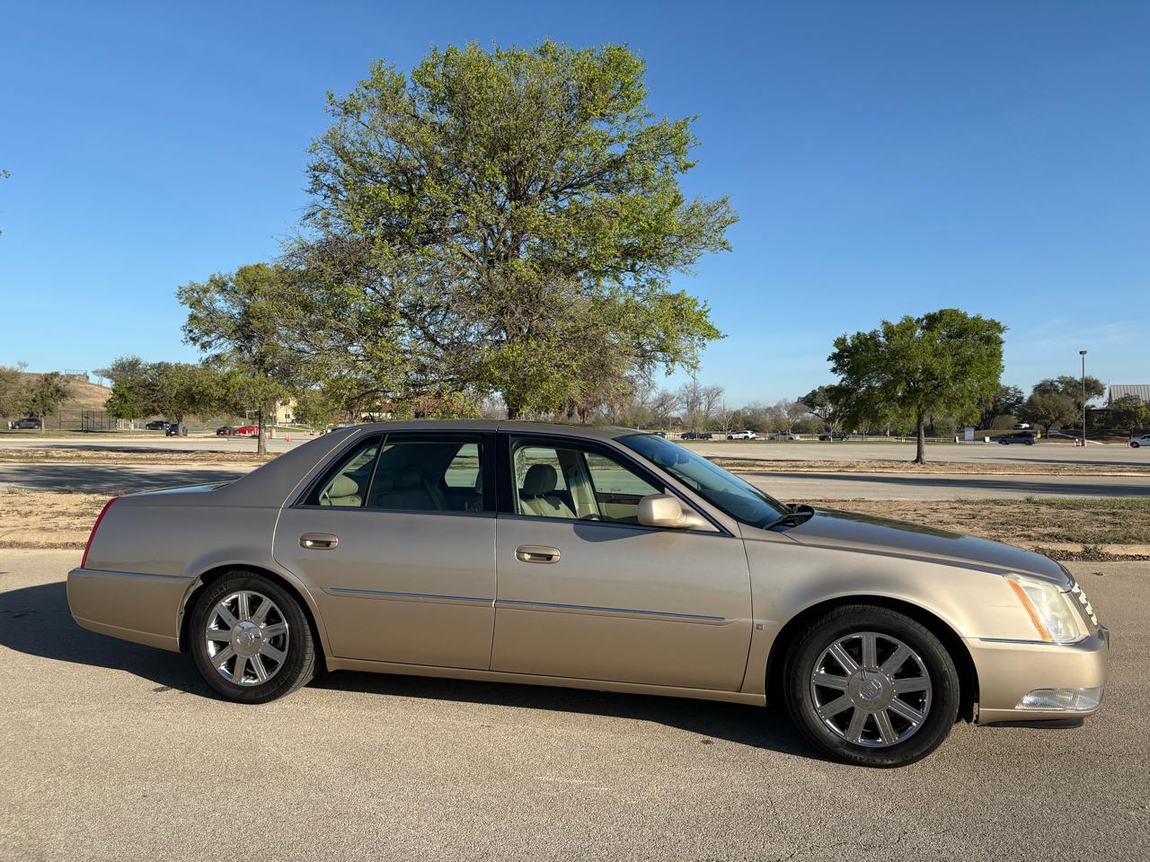 Cadillac DTS  2006