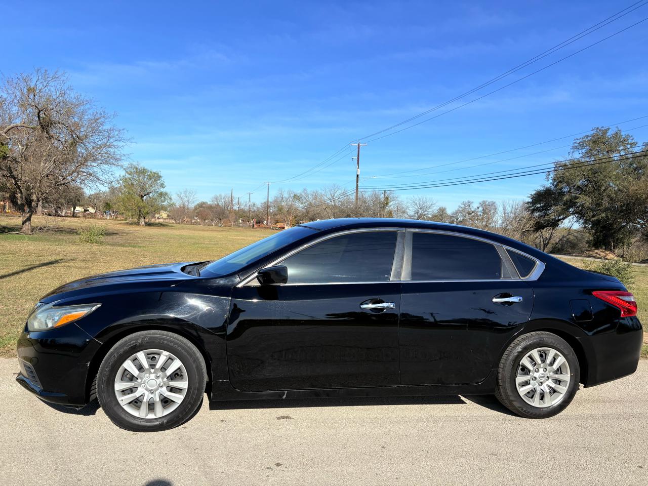 Nissan Altima 4dr Sdn I4 2.5 2016