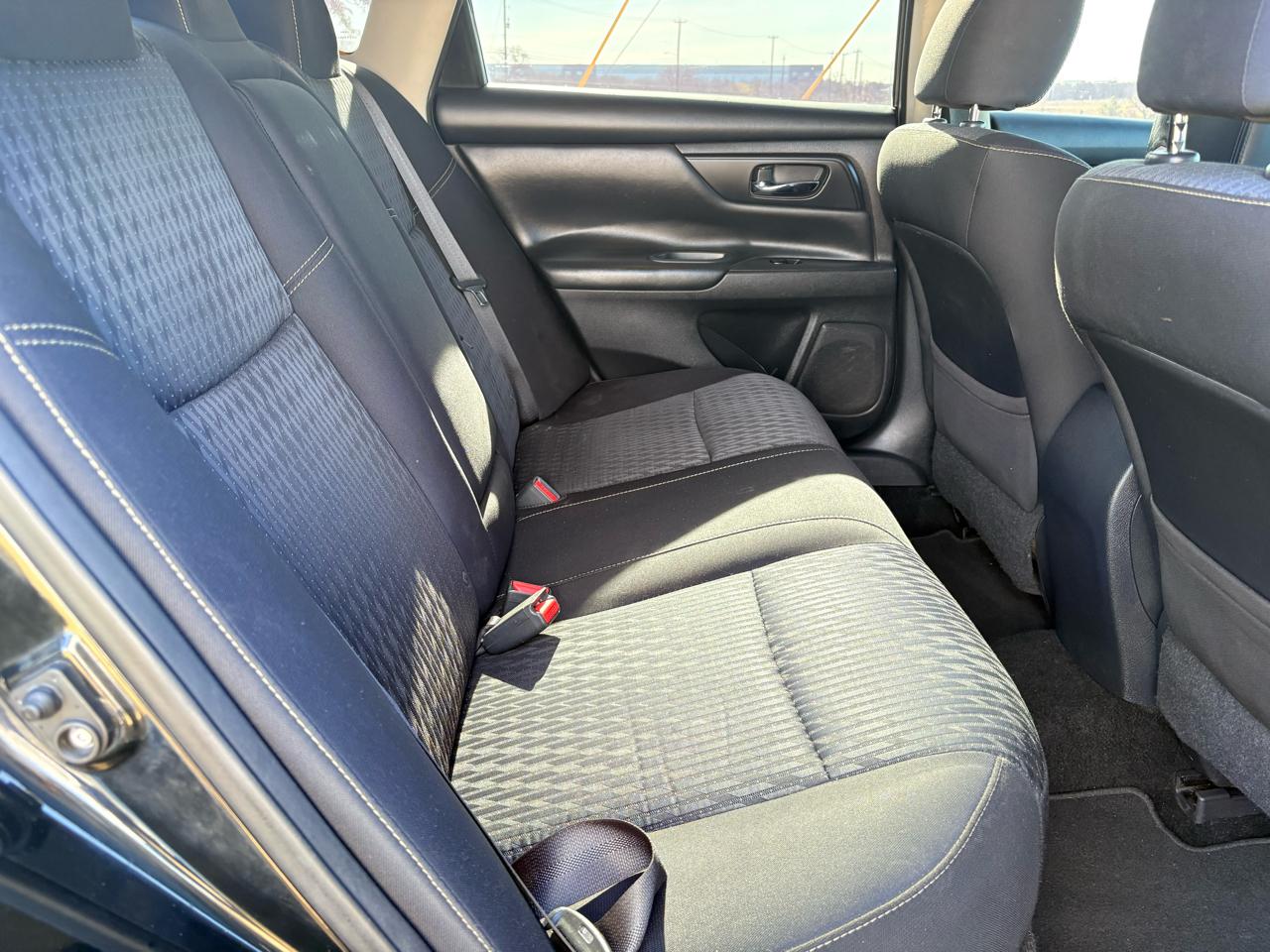 Nissan Altima 4dr Sdn I4 2.5 2016