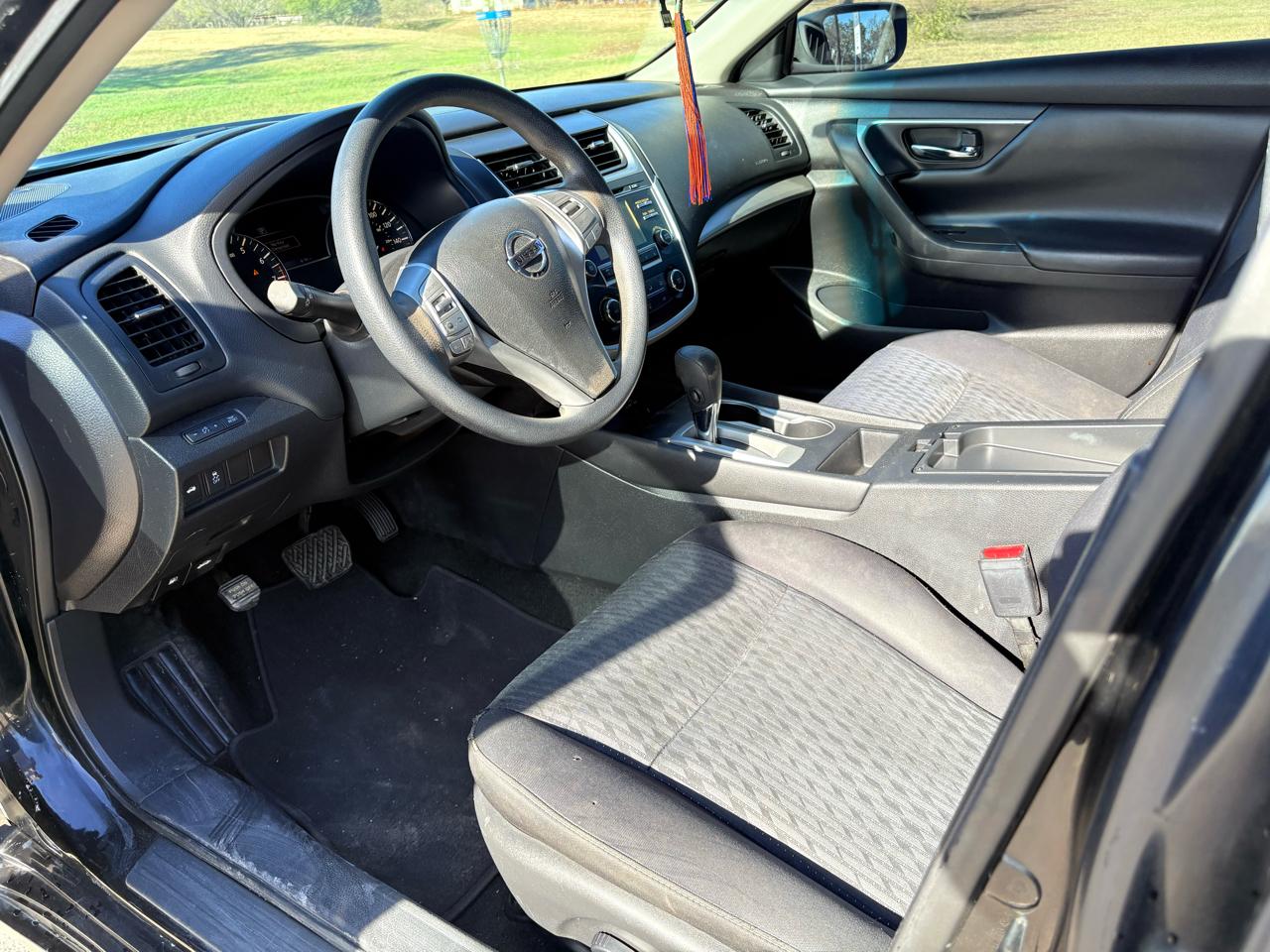 Nissan Altima 4dr Sdn I4 2.5 2016