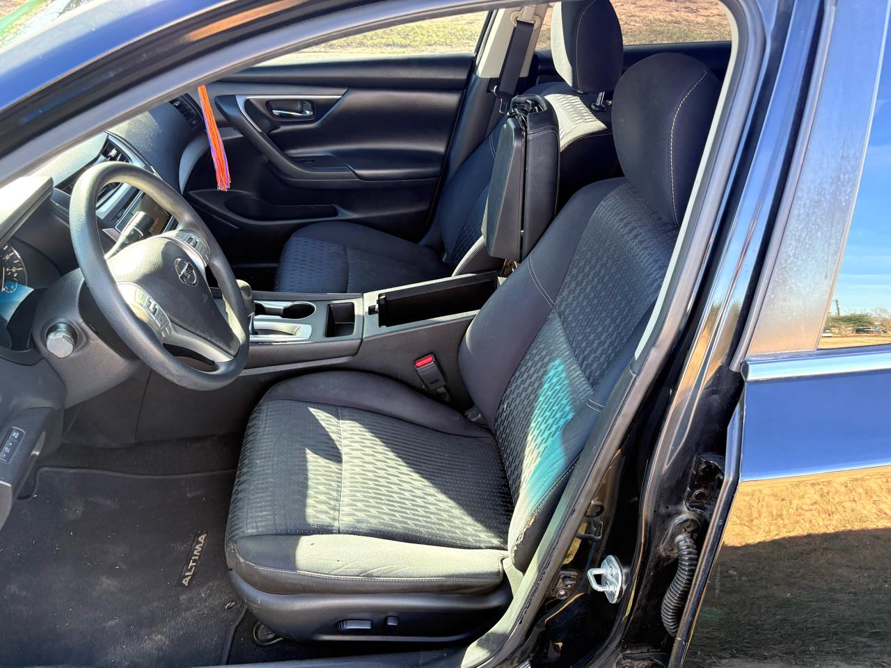 Nissan Altima 4dr Sdn I4 2.5 2016