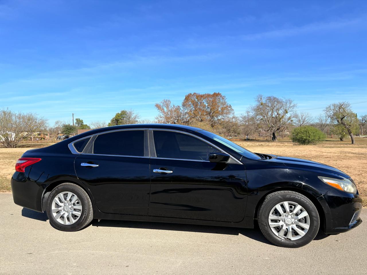 Nissan Altima 4dr Sdn I4 2.5 2016