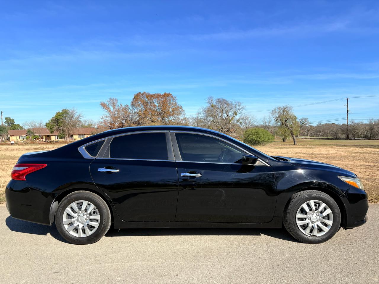 Nissan Altima 4dr Sdn I4 2.5 2016