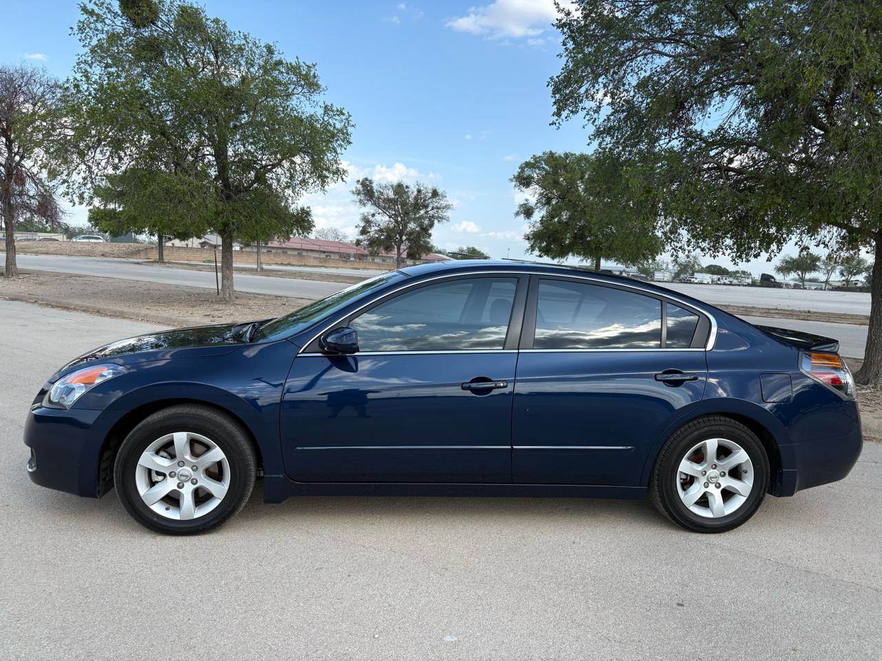 Nissan Altima  2009