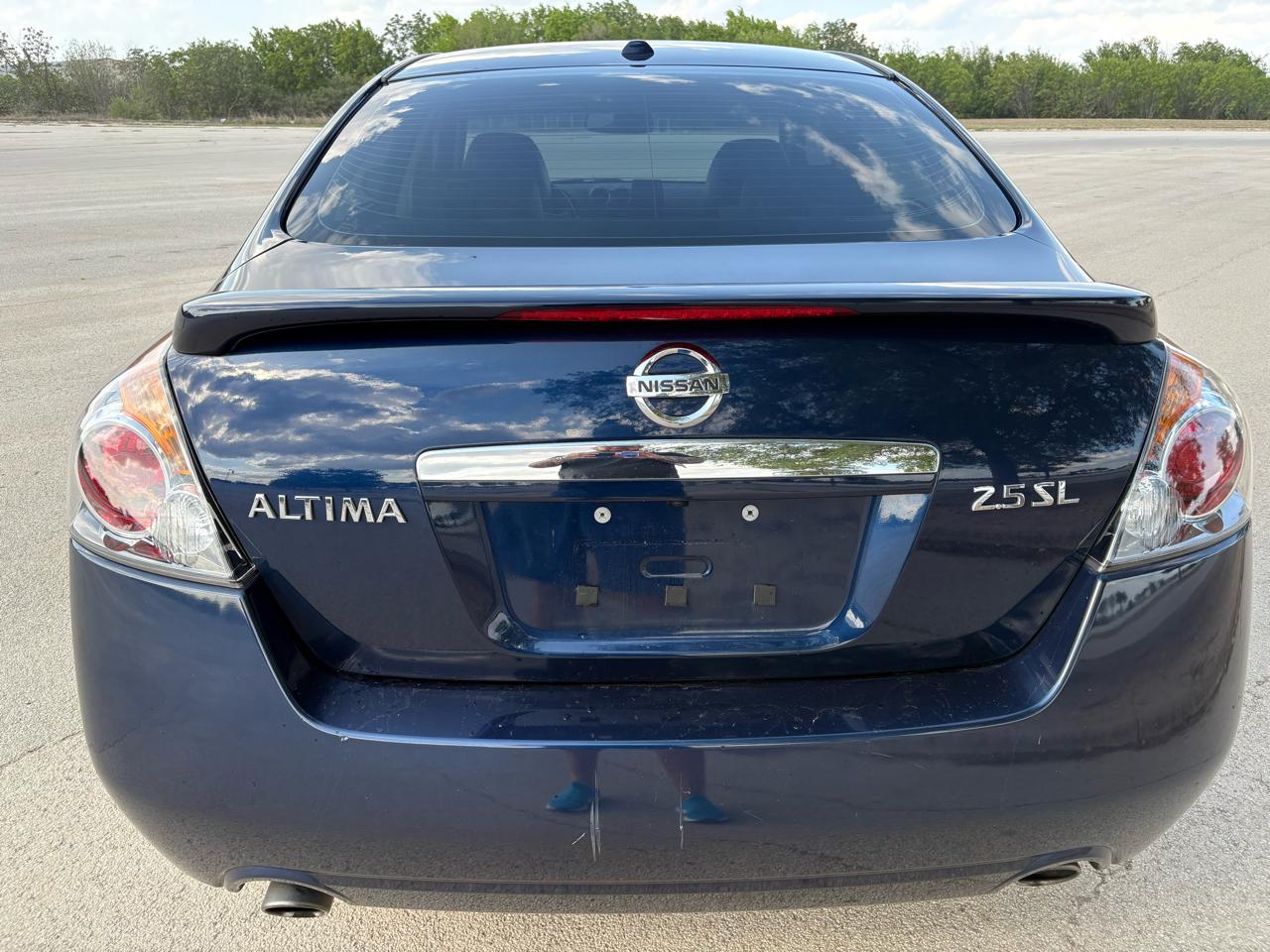 Nissan Altima  2009