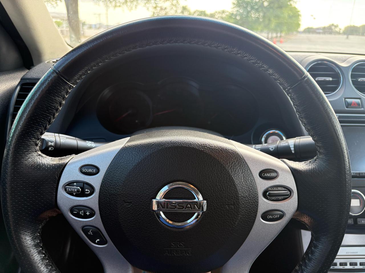 Nissan Altima  2009