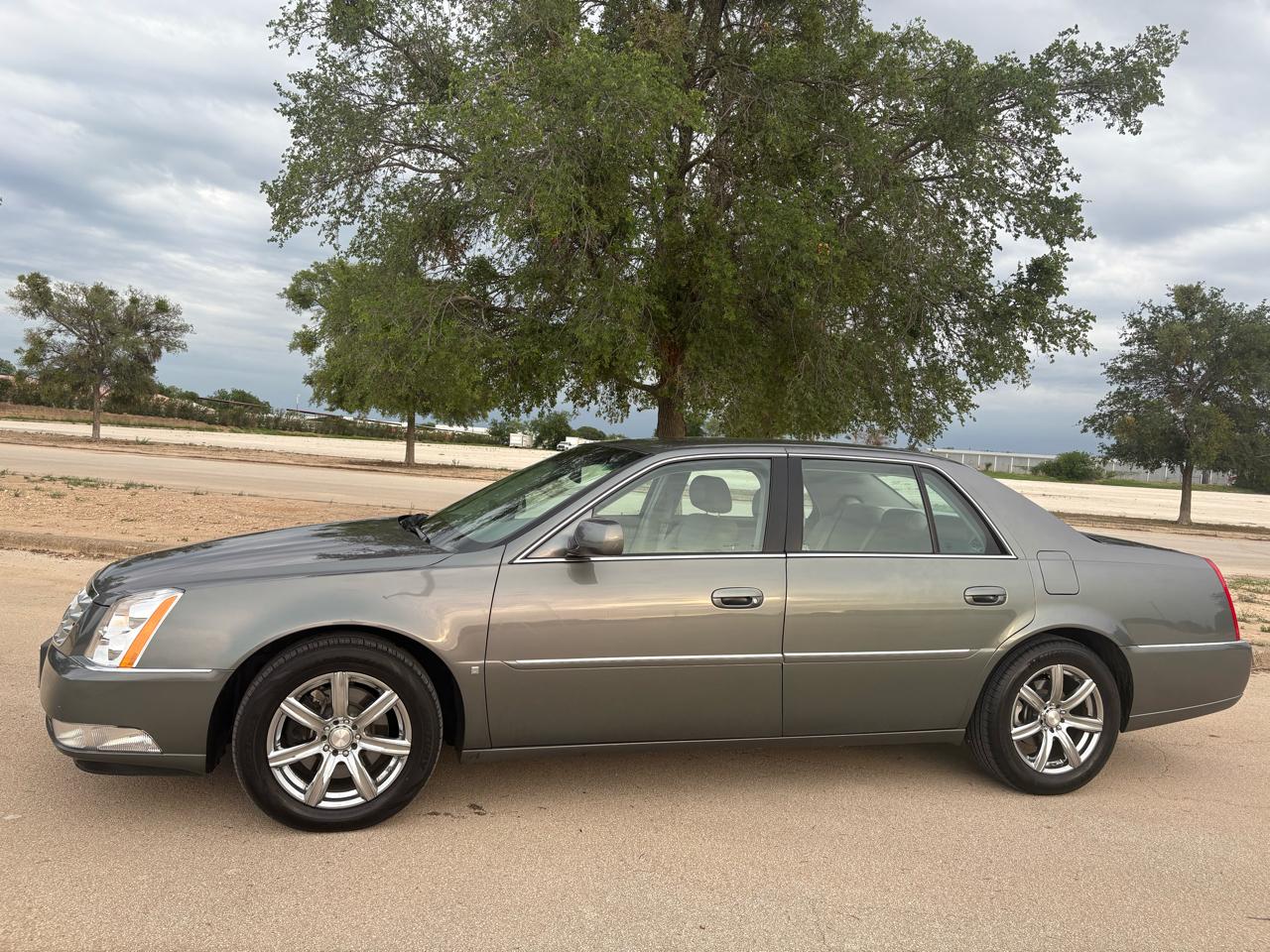 Cadillac DTS  2006