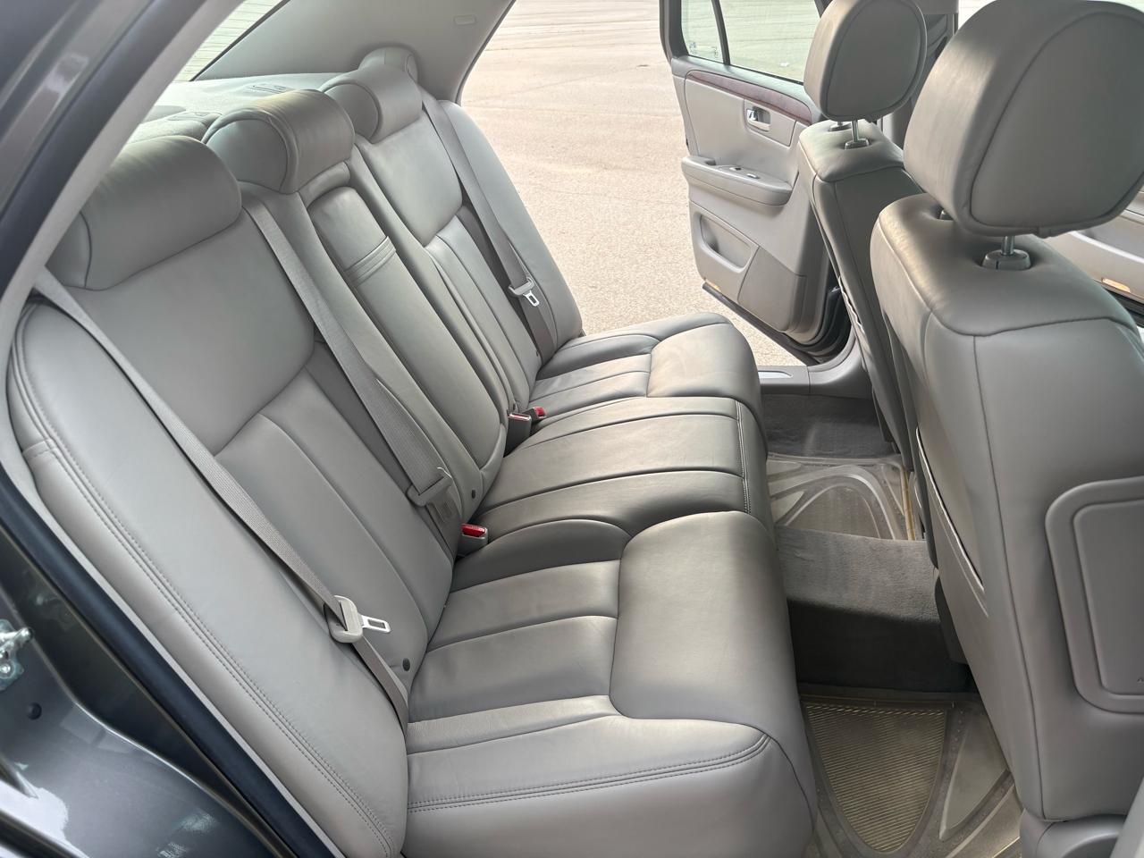 Cadillac DTS  2006