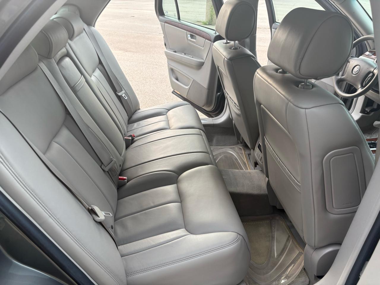 Cadillac DTS  2006
