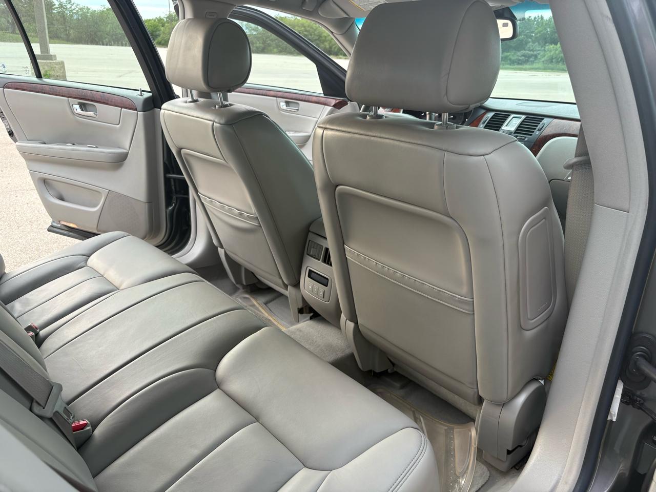 Cadillac DTS  2006