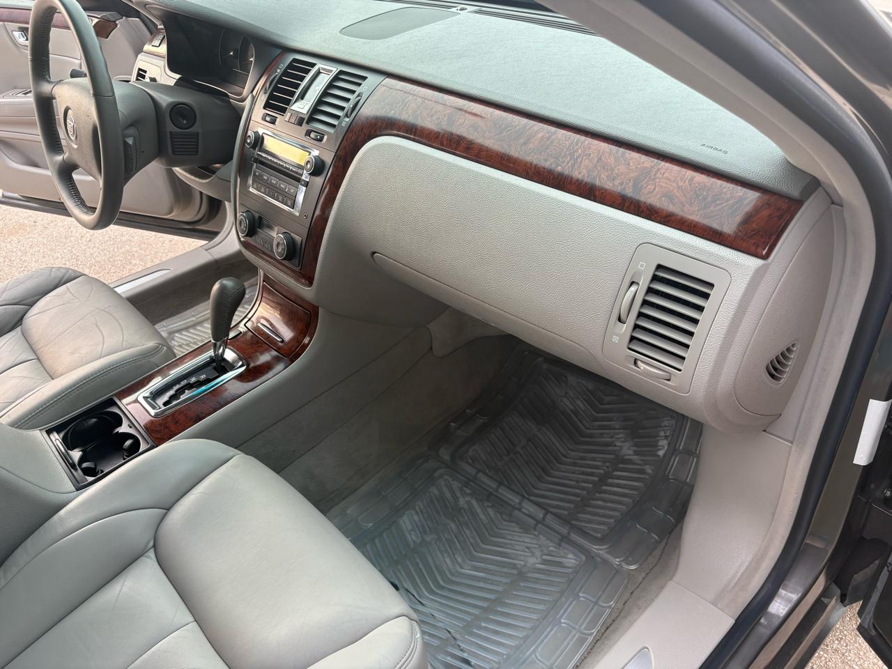 Cadillac DTS  2006