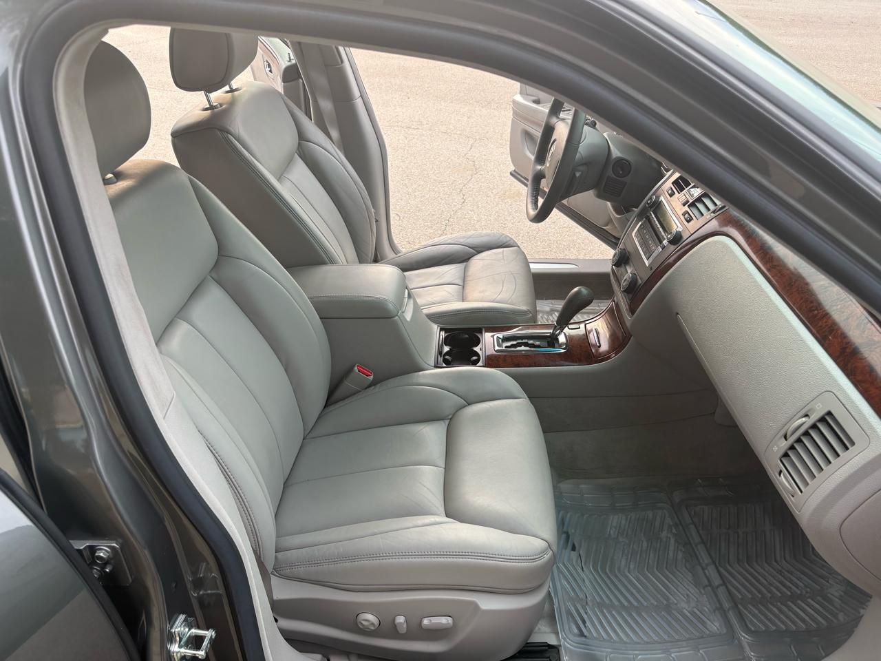 Cadillac DTS  2006