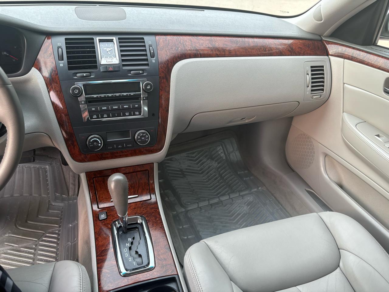 Cadillac DTS  2006