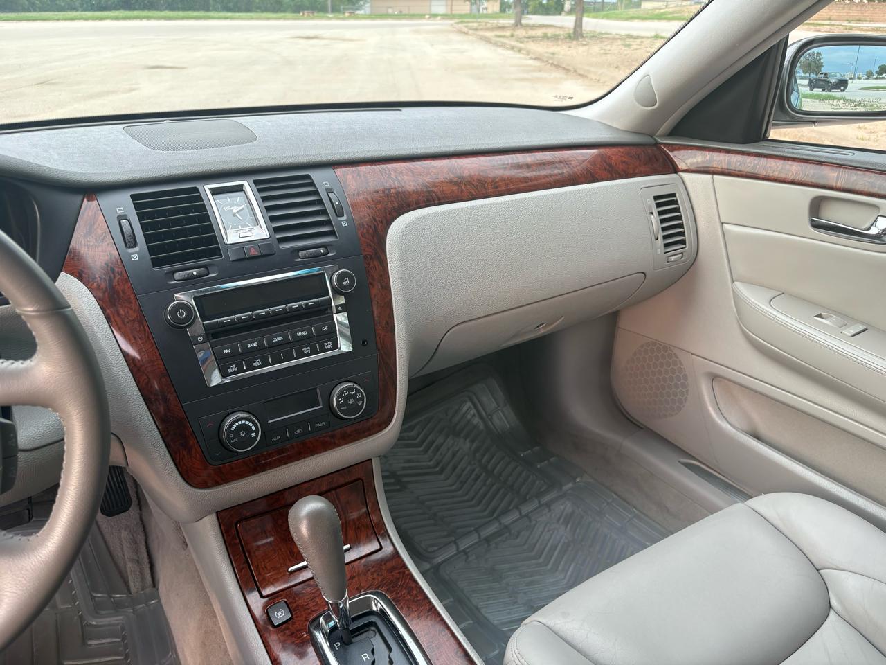 Cadillac DTS  2006
