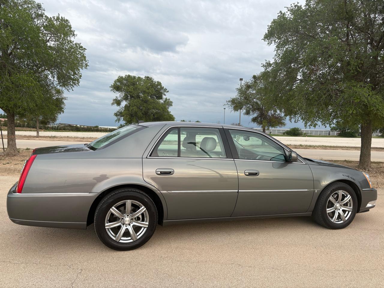 Cadillac DTS  2006