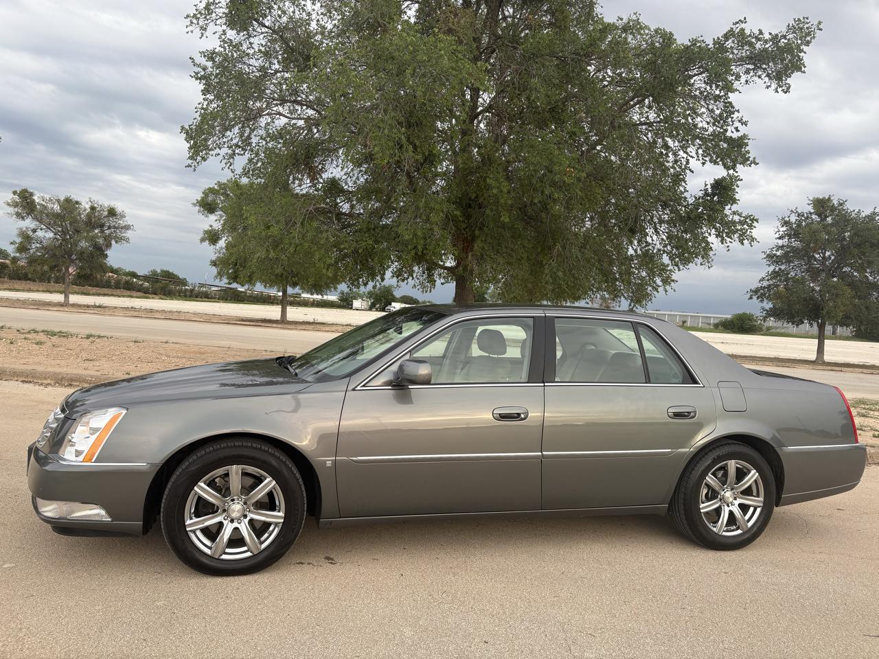 Cadillac DTS  2006