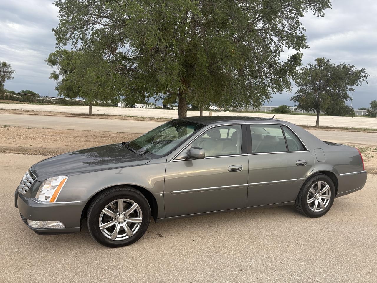 Cadillac DTS  2006