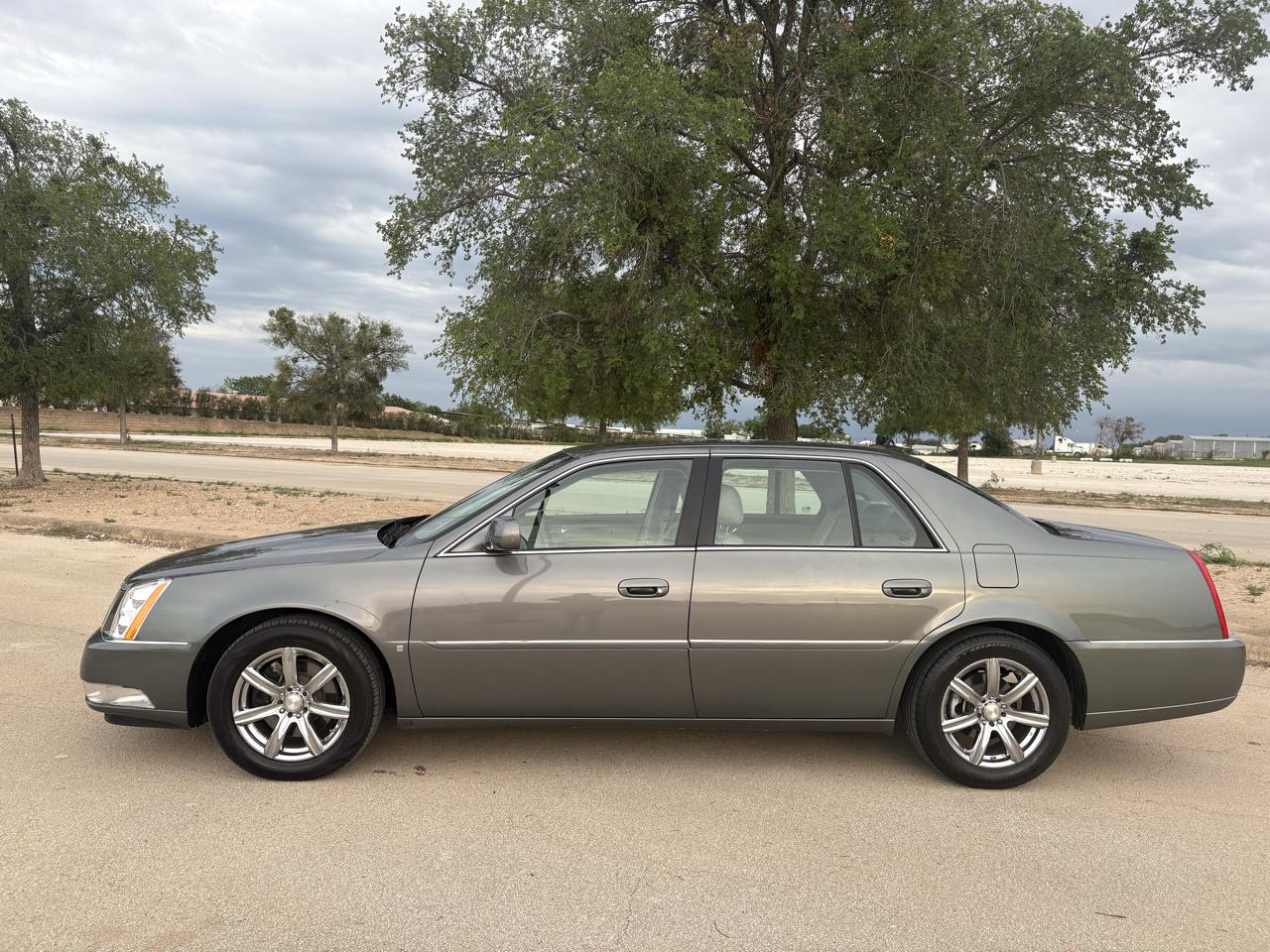 Cadillac DTS  2006