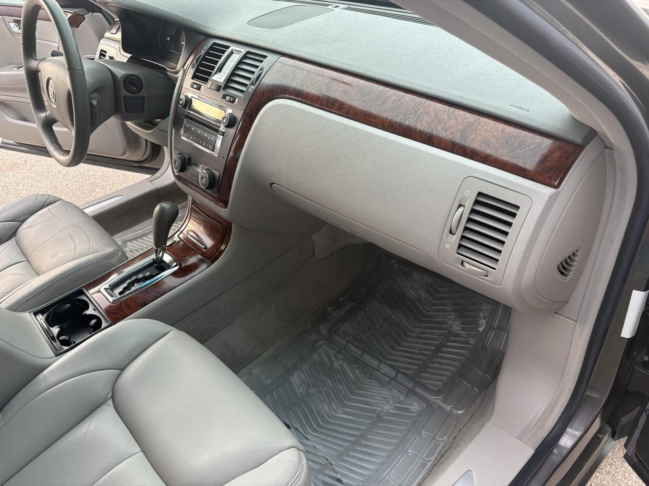 Cadillac DTS  2006