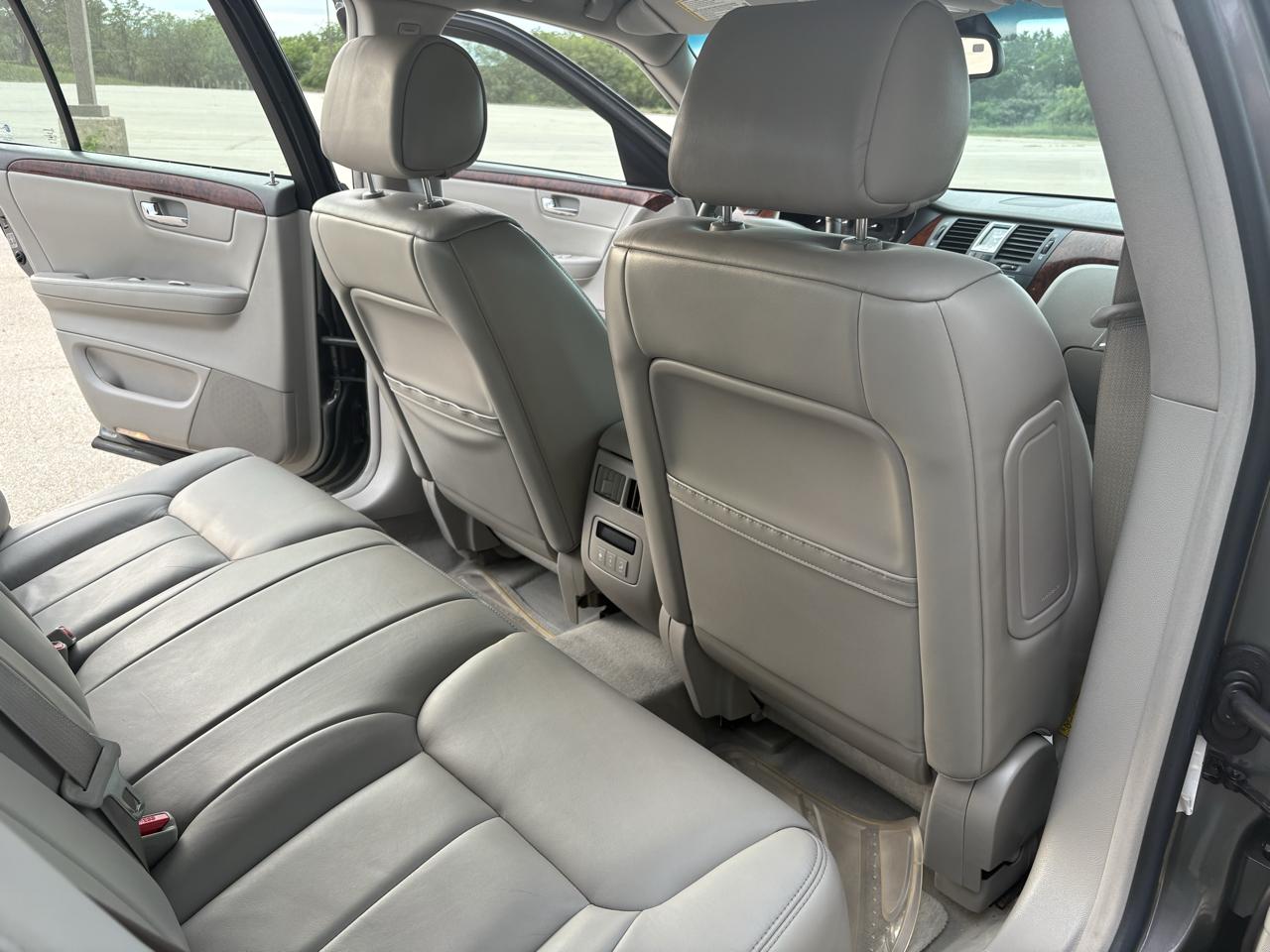 Cadillac DTS  2006