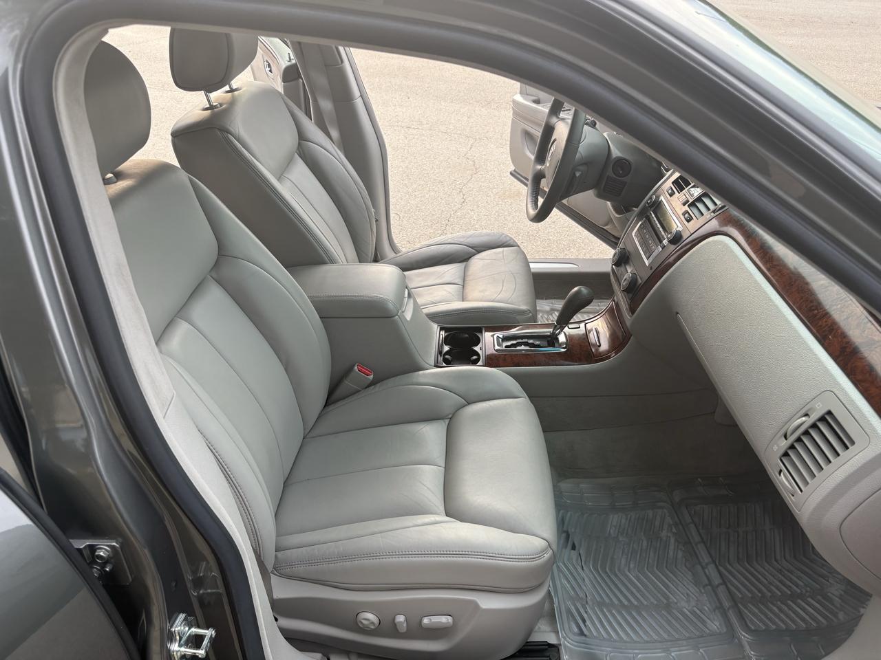 Cadillac DTS  2006