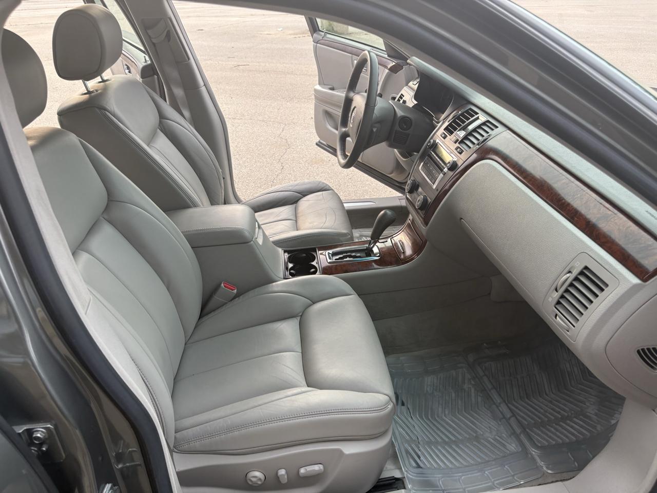 Cadillac DTS  2006