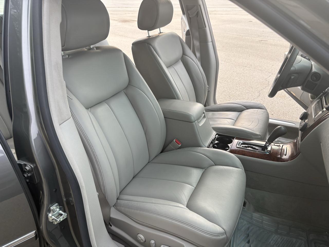 Cadillac DTS  2006