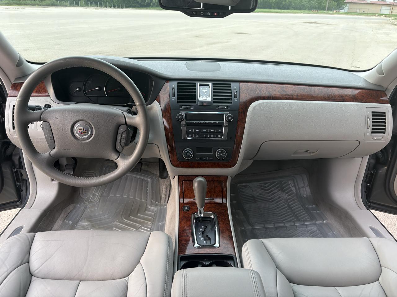 Cadillac DTS  2006