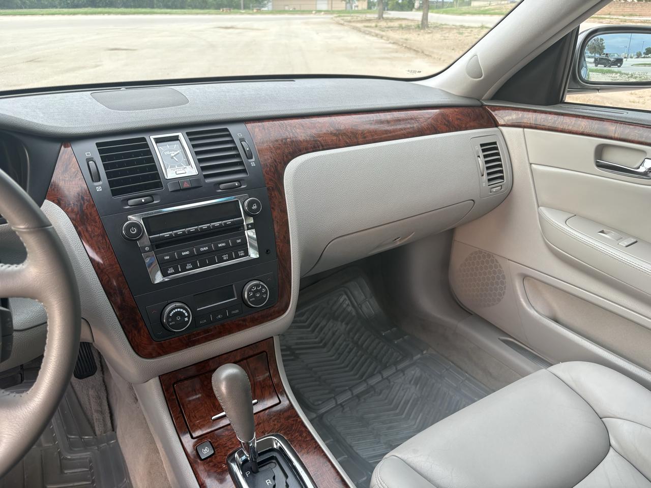 Cadillac DTS  2006
