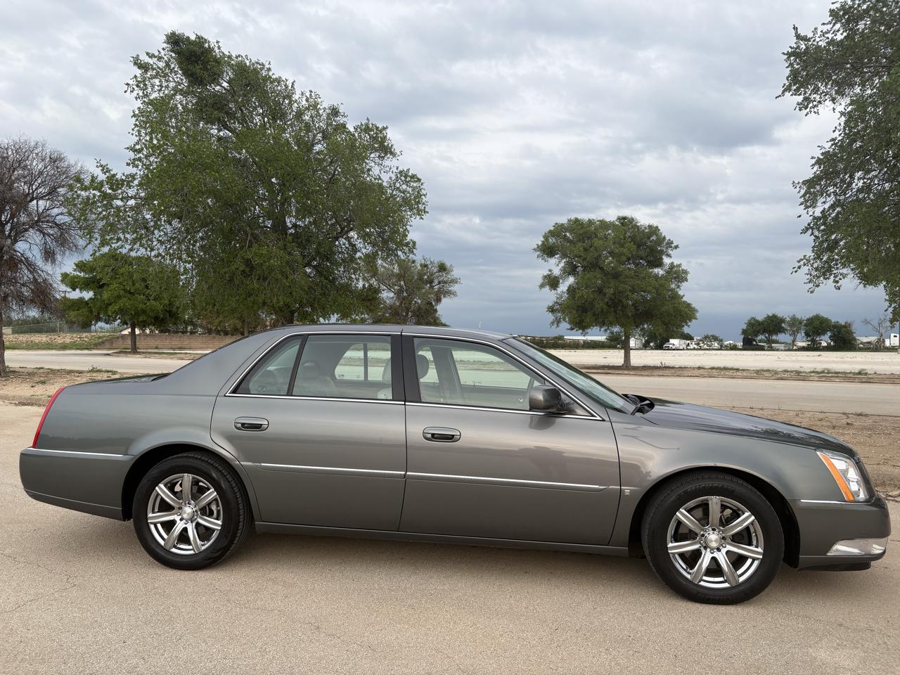Cadillac DTS  2006