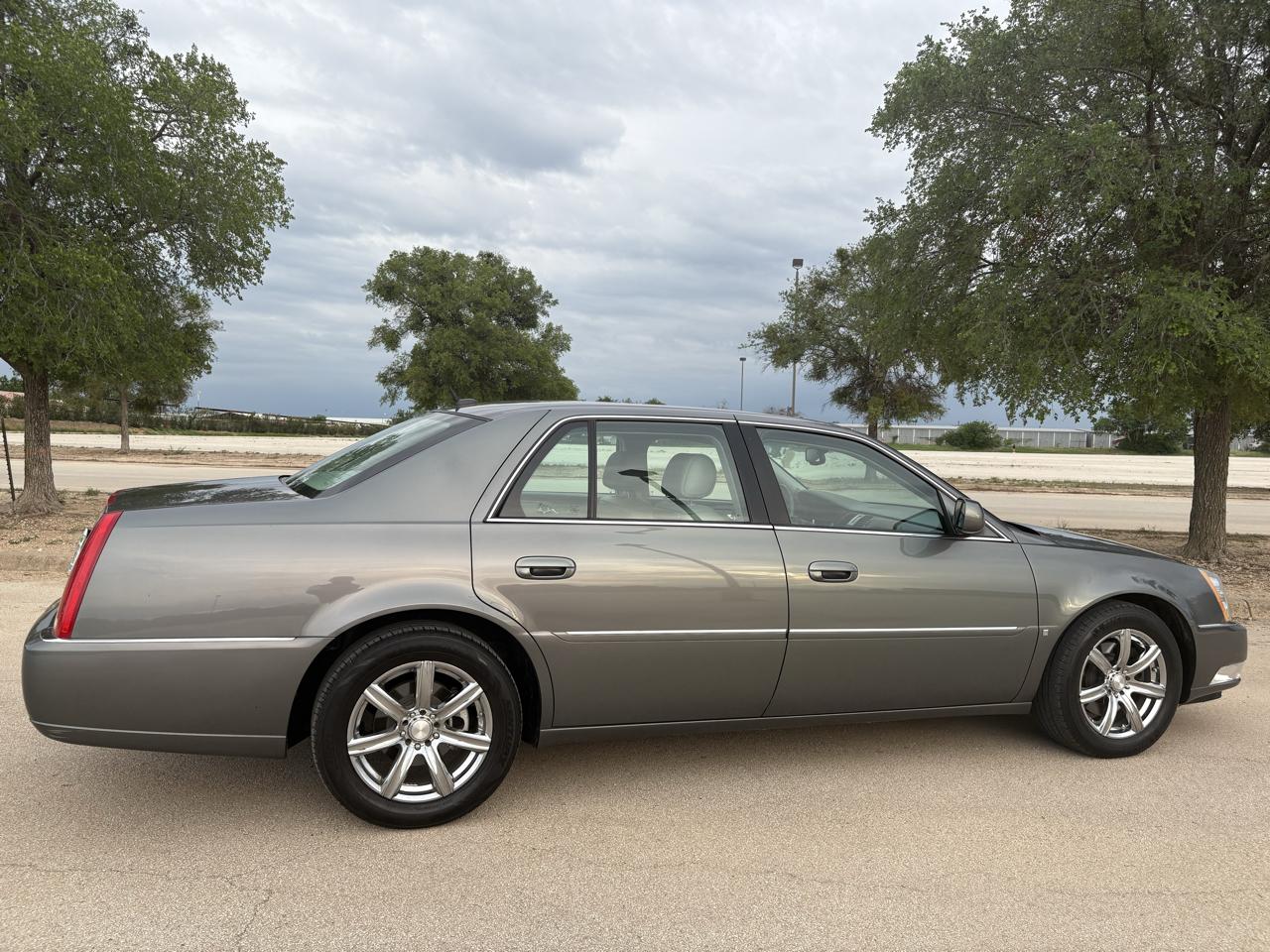 Cadillac DTS  2006