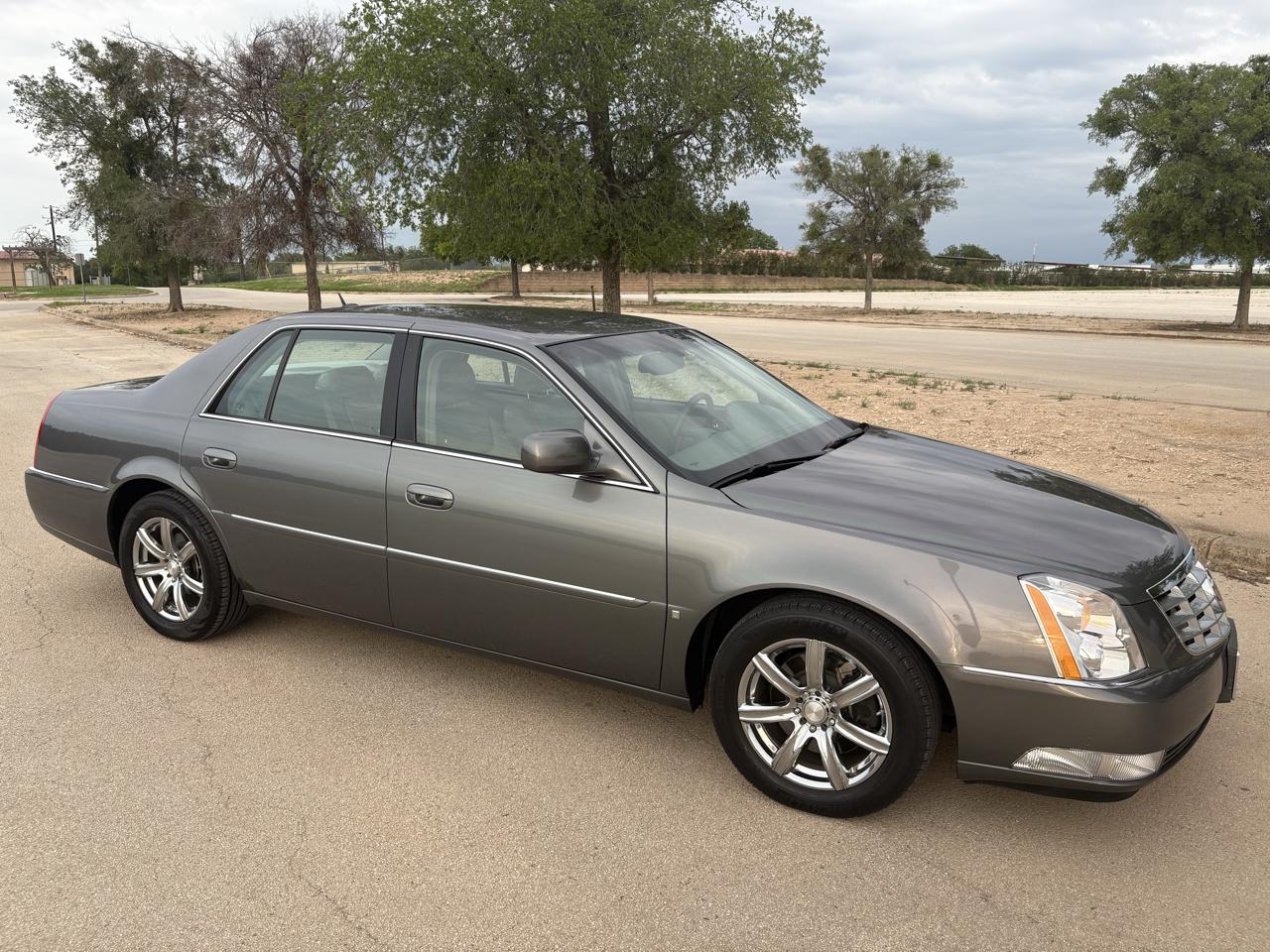 Cadillac DTS  2006