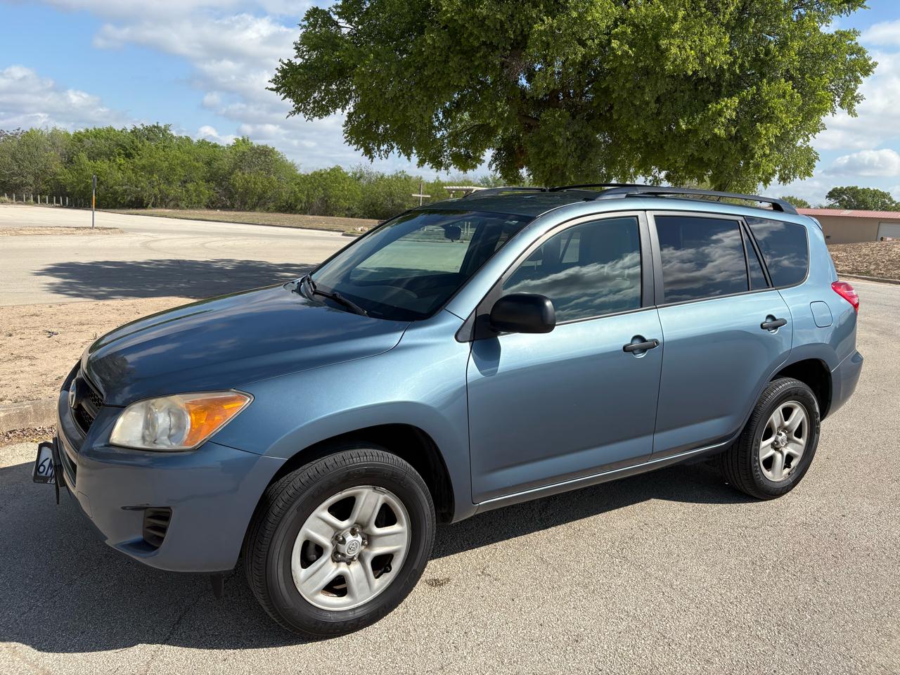 Toyota RAV4  2010