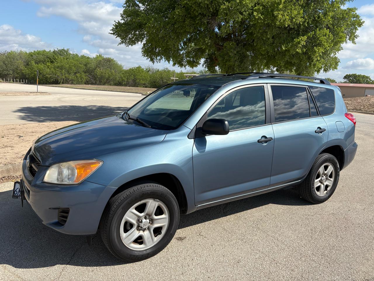 Toyota RAV4  2010