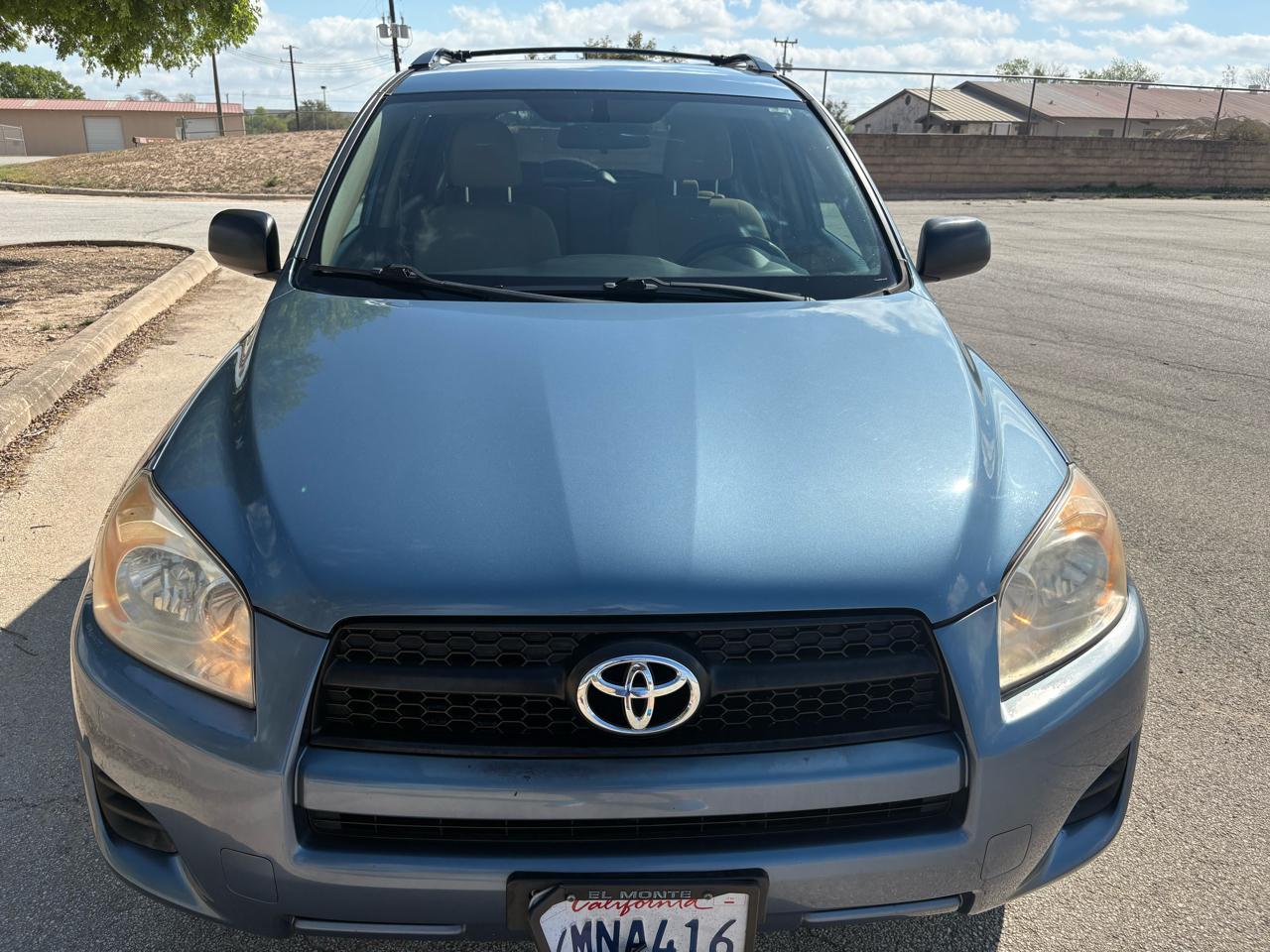 Toyota RAV4  2010