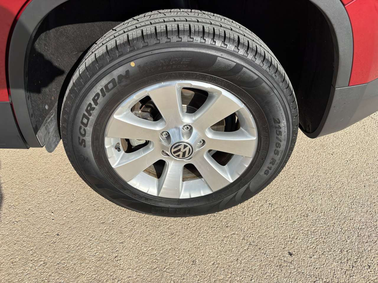 Volkswagen Tiguan  2010