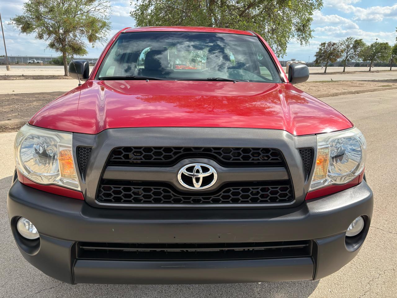 Toyota Tacoma  2011