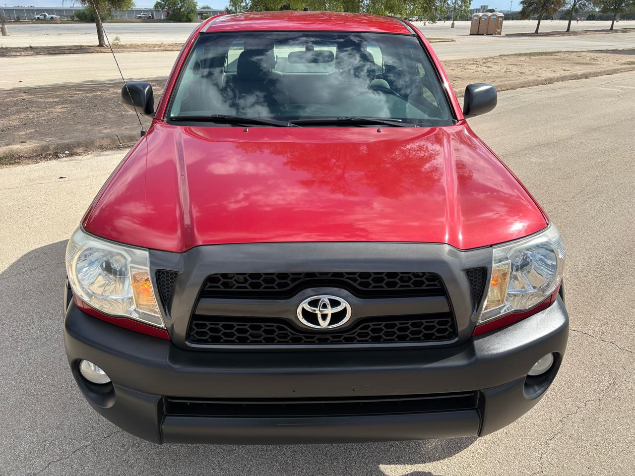 Toyota Tacoma  2011