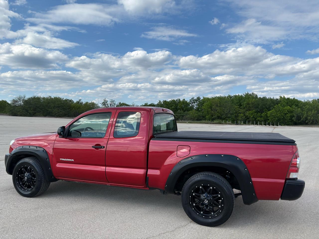 Toyota Tacoma  2011