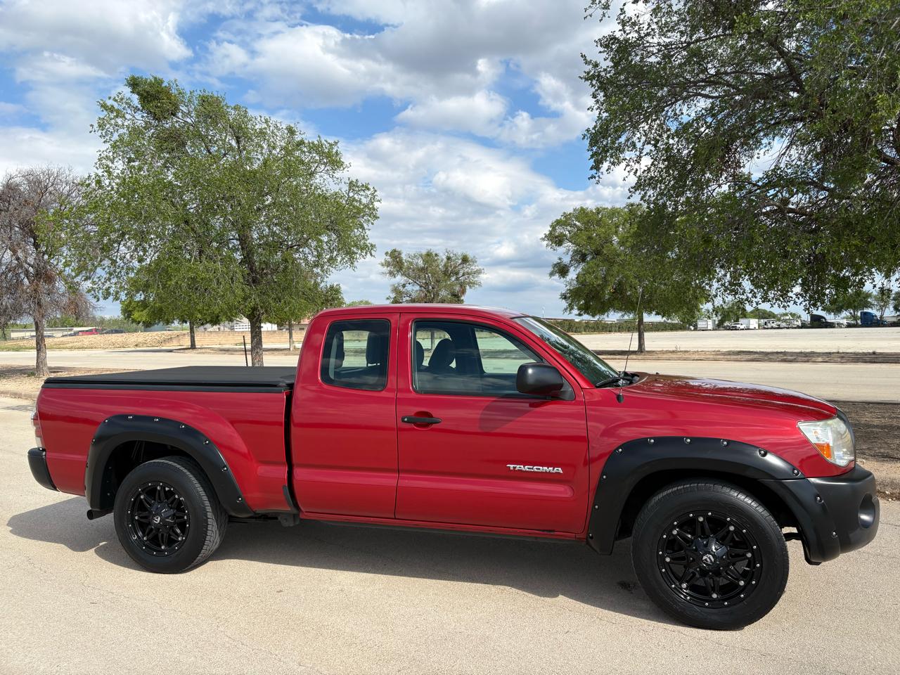 Toyota Tacoma  2011