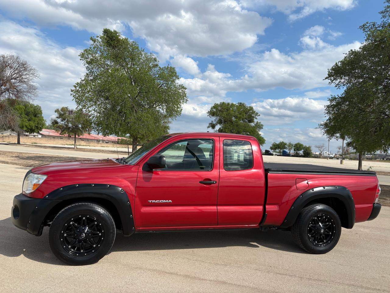 Toyota Tacoma  2011