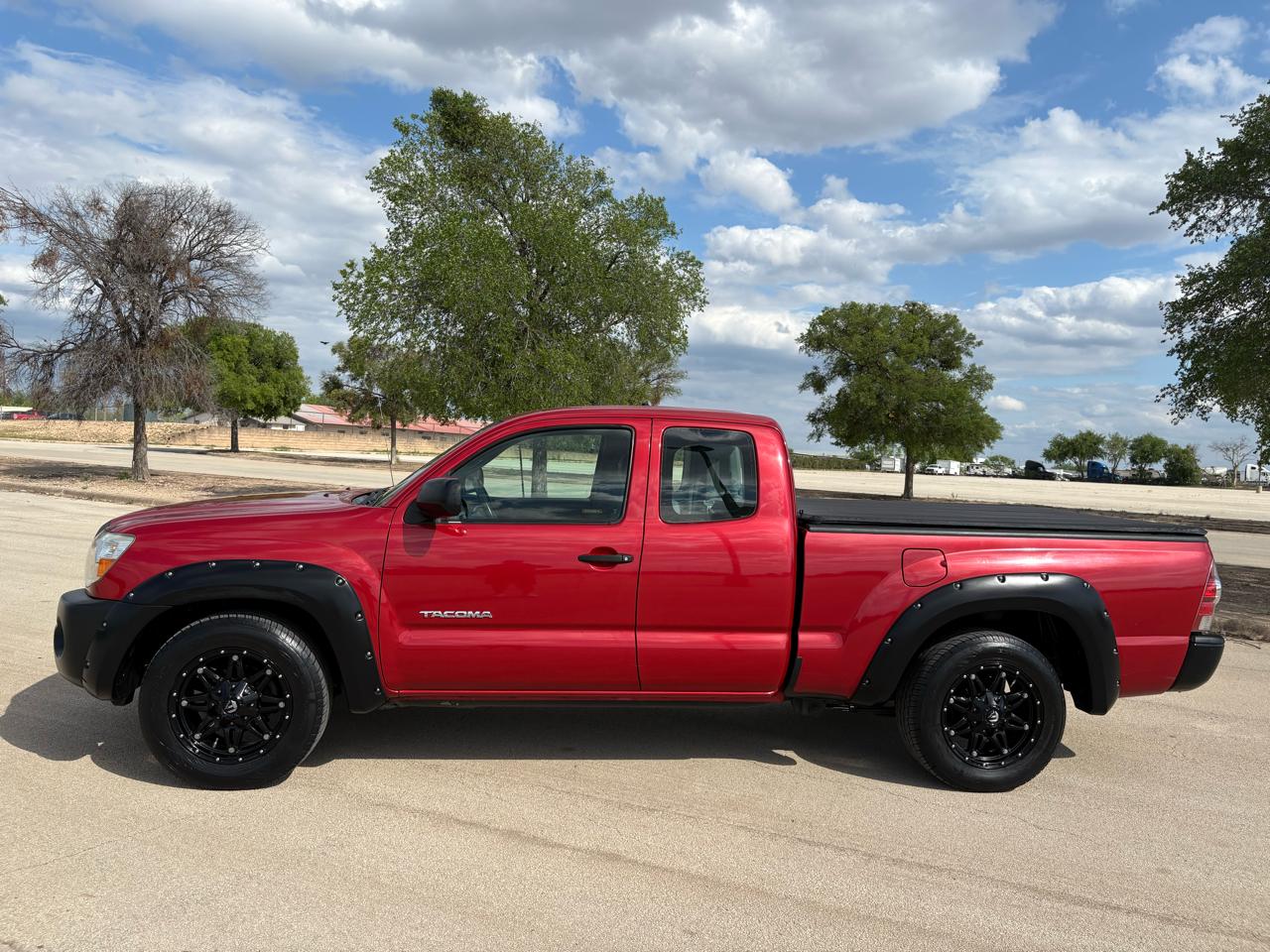 Toyota Tacoma  2011