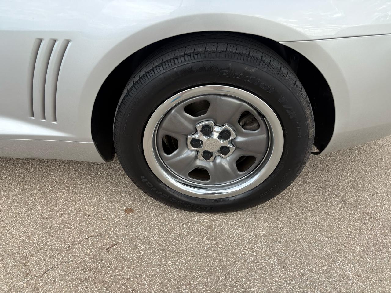 Chevrolet Camaro  2010