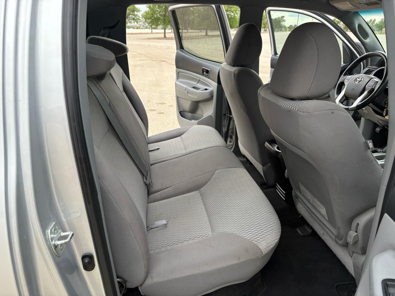 Toyota Tacoma 2WD Double Cab LB V6 AT PreRunner (Natl) 2013