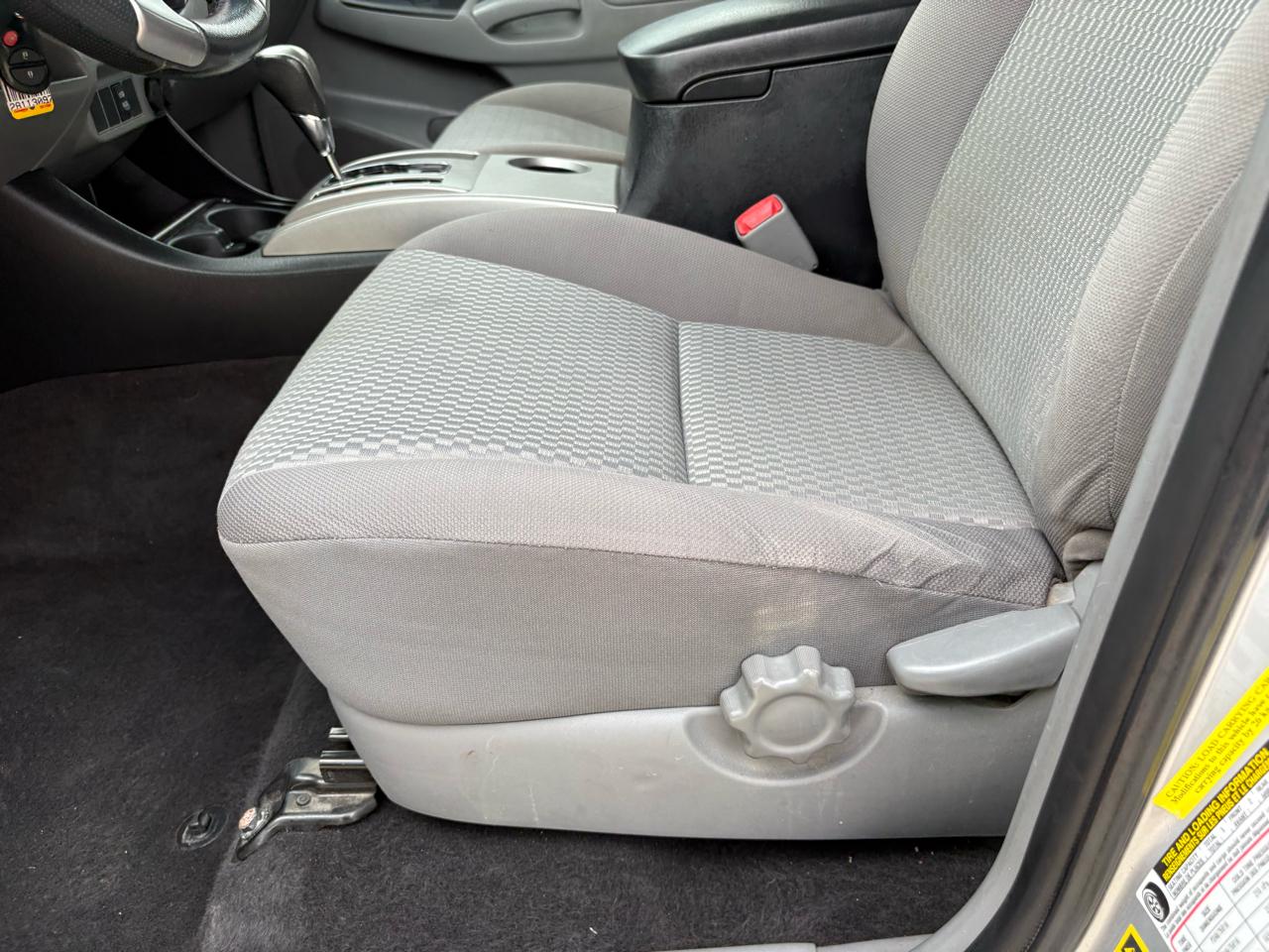 Toyota Tacoma 2WD Double Cab LB V6 AT PreRunner (Natl) 2013