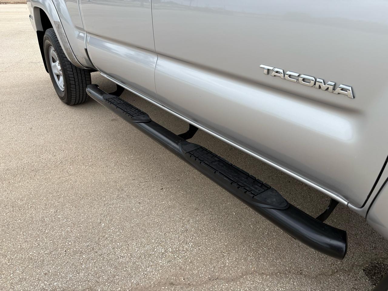 Toyota Tacoma 2WD Double Cab LB V6 AT PreRunner (Natl) 2013