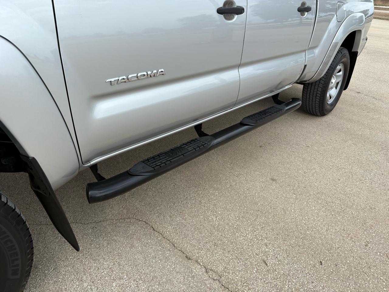 Toyota Tacoma 2WD Double Cab LB V6 AT PreRunner (Natl) 2013