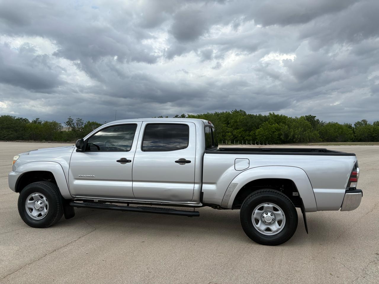 Toyota Tacoma 2WD Double Cab LB V6 AT PreRunner (Natl) 2013