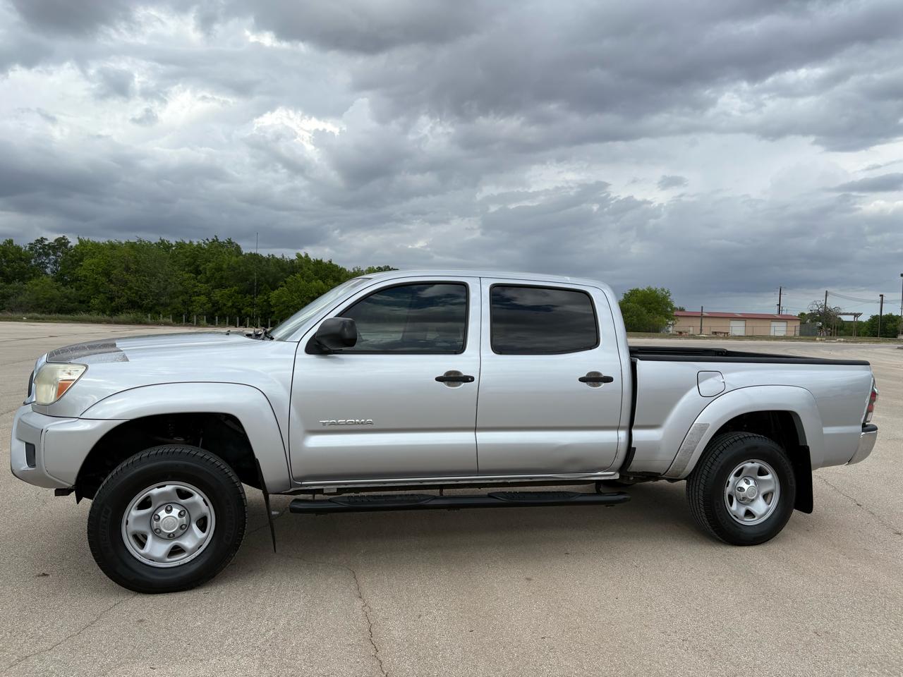 Toyota Tacoma 2WD Double Cab LB V6 AT PreRunner (Natl) 2013